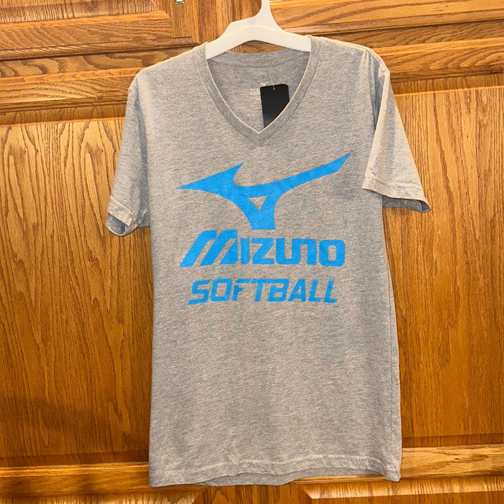 Mizuno Softball Gray V neck t-shirt with short sleeves
